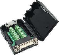 DB15 PIN FEMALE SQ WITH COVER
