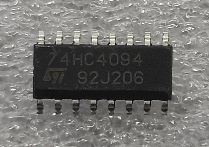 74HC4094 SMD
