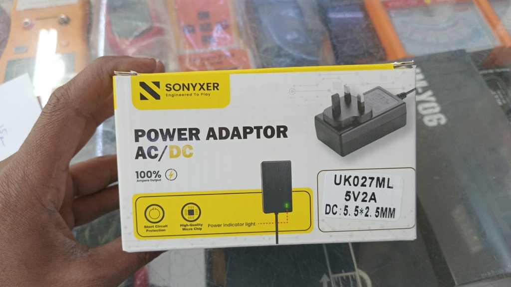 CHARGER ADAPTOR 5V 2A DC PIN