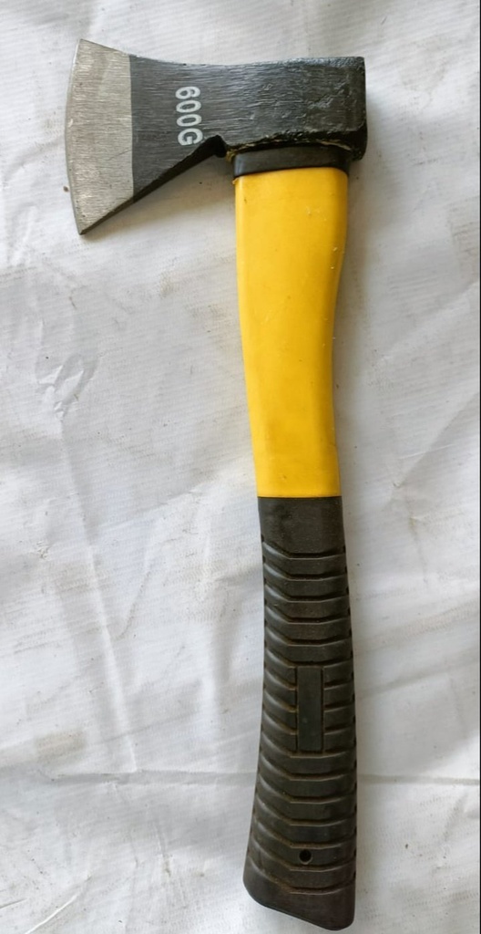 AXE ROCKY YELLOW