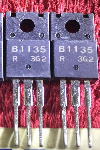 B1135 (30)