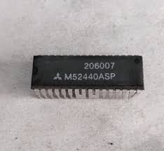 M52440 (32)